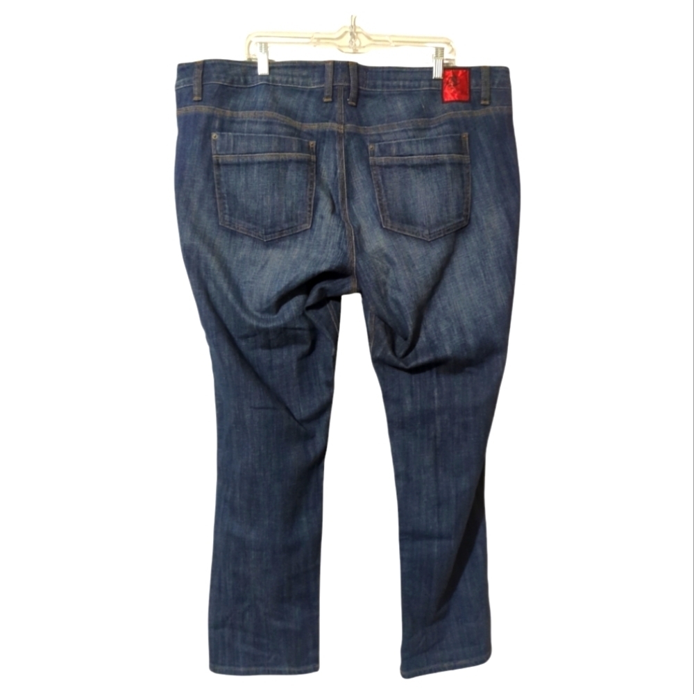 Z. Cavaricci Plus Size Straight Cut Mid Rise Blue Jeans - Picture 4 of 9